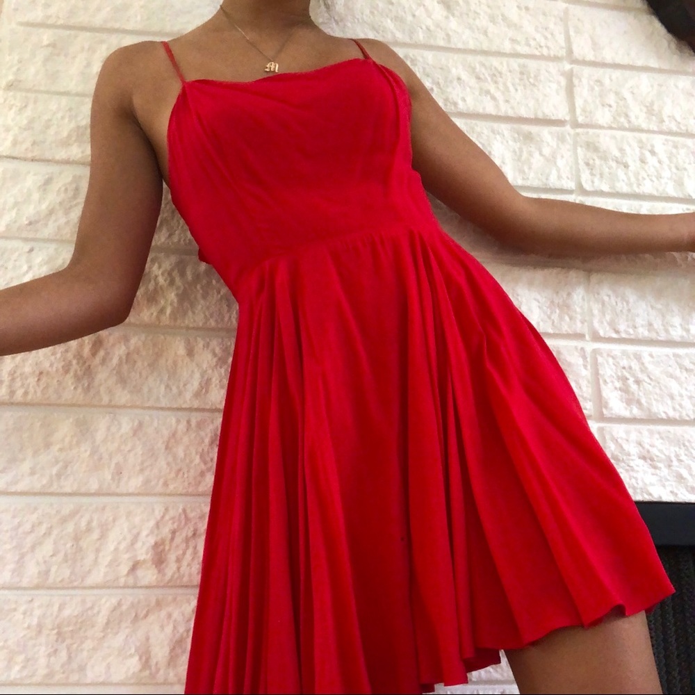 ❤️ GORGEOUS RED DRESS ❤️